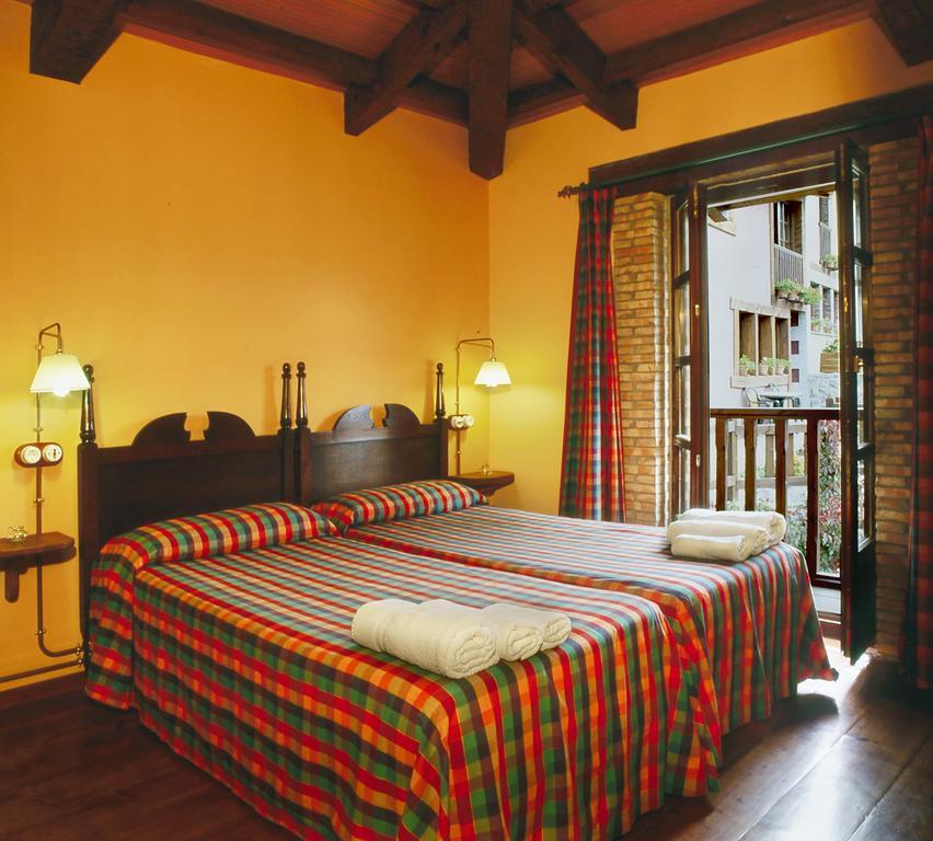 Casa Rural La Riba Sames Bagian luar foto